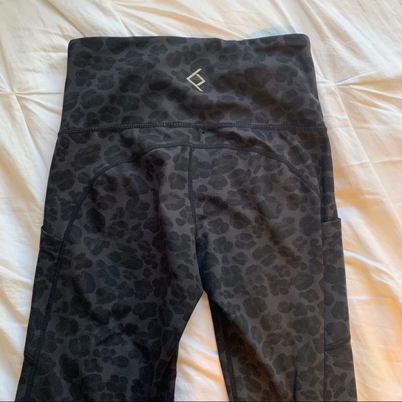 SOLD🤍 - Picture 4 of 5